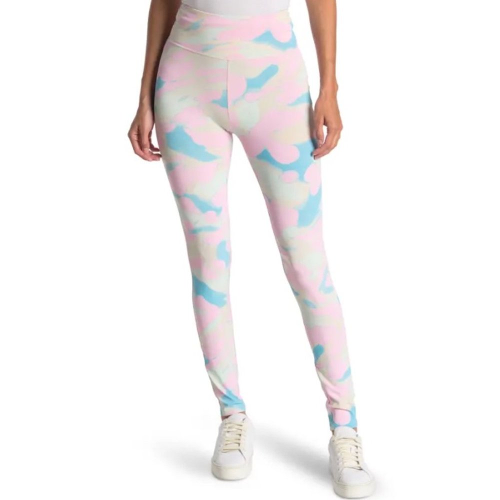 NEW BP. High Rise Leggings In Pink- Blue Painted Camo 2x